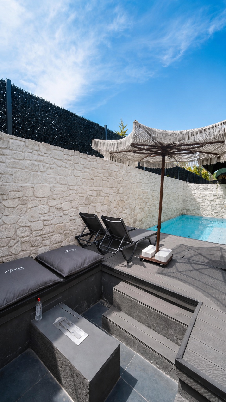 Prime Suites Havuz terası
